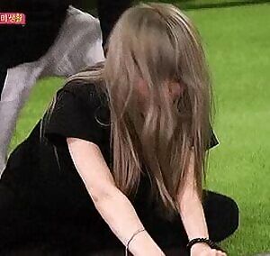 Mamamoo - Moonbyul