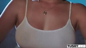 Gabbie's boobies