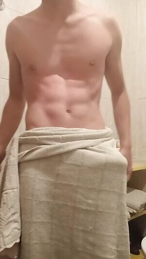 Tried again to do a towel drop but still failed 😳
