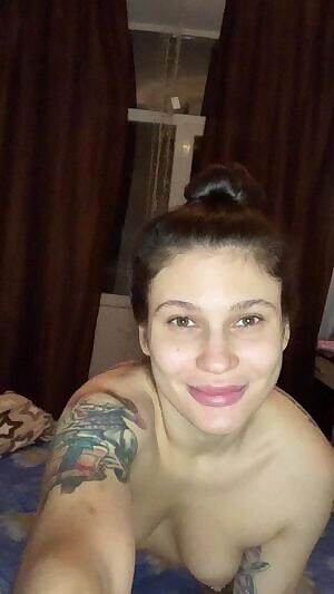 my body is in oil and needs a massage😋