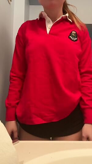 who likes my 19 year old titties?