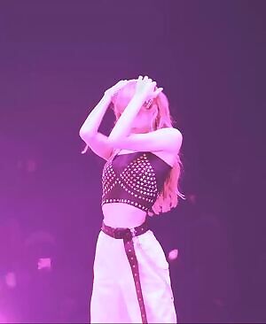Blackpink - Lisa Solo Stage