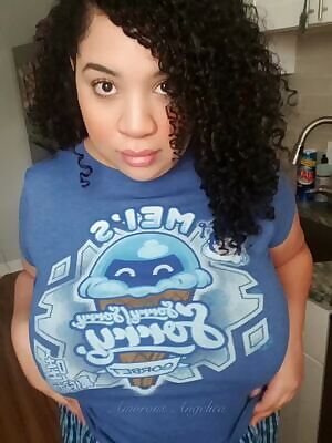 I'm a big overwatch fan 🥰