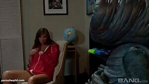 E.T. Learns How To Masturbate