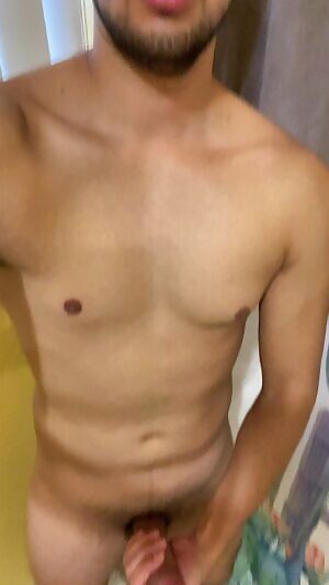 first time posting a vid hope y’all like my flexing LMAO 😭