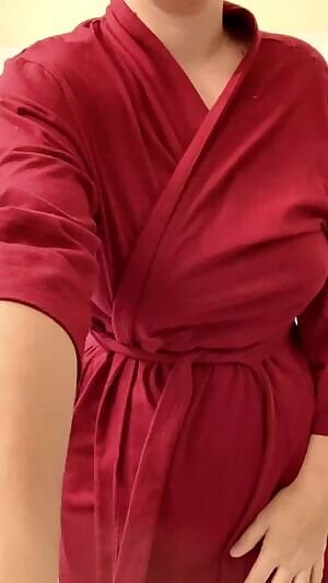 Moms like to strip too 😈