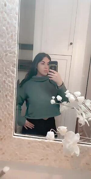 Good morning babe! Here is a little flash for you I took while I'm looking for a new house!