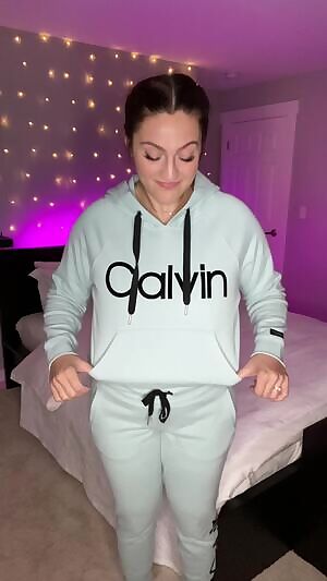 U/xoxo-tnsfw 👏👏