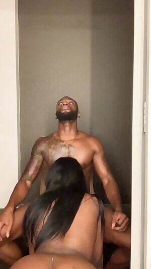 This Guy Clearly Enjoys Sex A Lot More Than He Enjoys Women