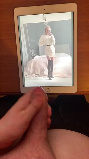 Show me your sluts in thigh high boots or leather clothing and I’ll cock and cum over them. Kik me mjd931 or women come and say my name.