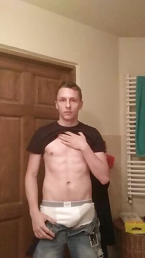 I'm horny anyone down to chat?