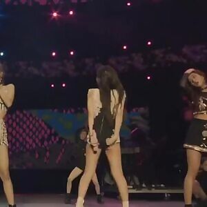 Blackpink - Jennie shorts