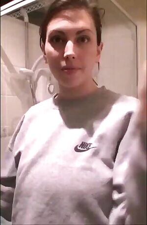 😳