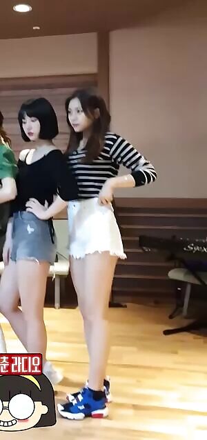 Gfriend - Yuju, Eunha & Umji