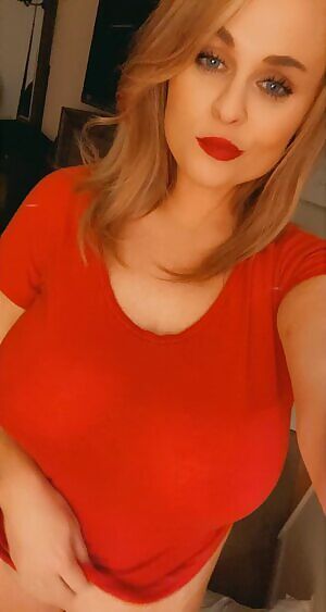 36DDD titty drop 😋 {oc}