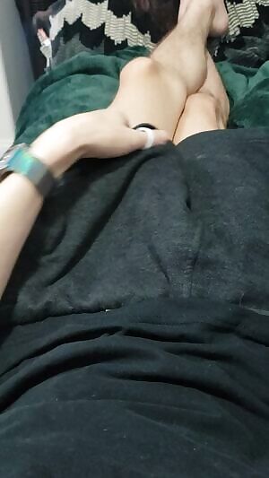 Forget that guy of yours, play with me instead 😈