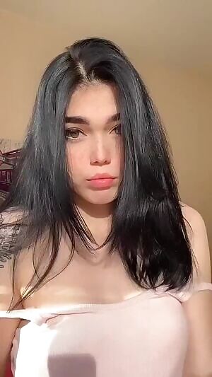 A tiny reveal
