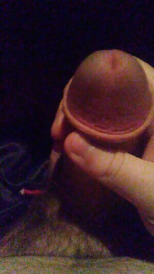 Thinking Its A Boi's Hole -