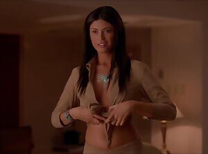 Cinthia Moura perfect plots in Masters of Horror