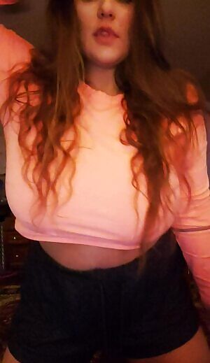 I love bouncing my huge titties