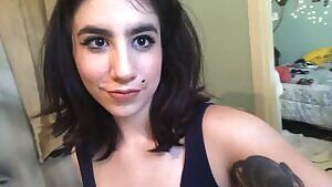 I’m back and hungry for a boyfriend! $300 week-long s available for a limited time! Let’s have a special week together 💋😛 KIK: celesteal_ 🖤