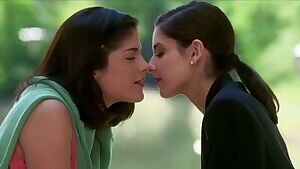 This scene with Selma Blair & Sarah Michelle Gellar will always be on of my favourites