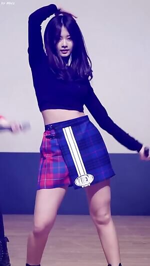 TWICE - Tzuyu