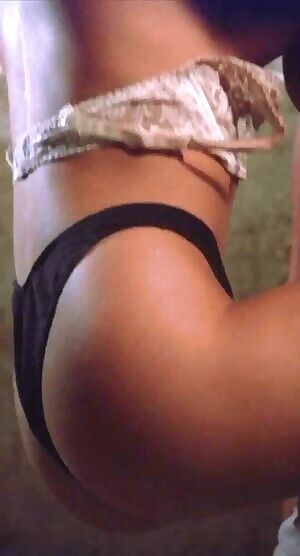 Chasers Erika Eleniak as Toni Johnson ENHANCED 1080p