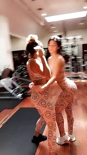 Sommer and Lexy Panterra