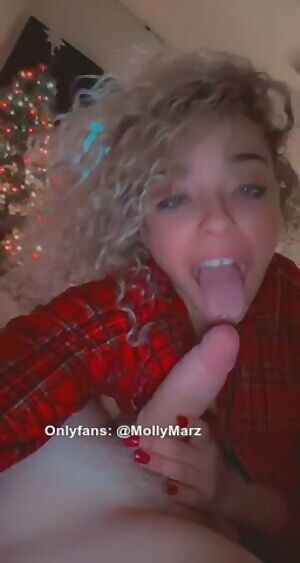 Onlyfans: @mollymarz