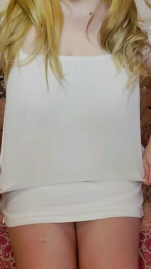 Here's a titty drop for your Sunday :)