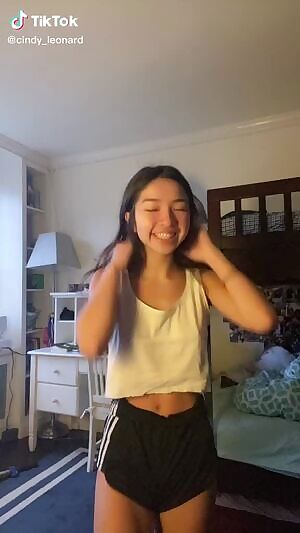 Braless pokies