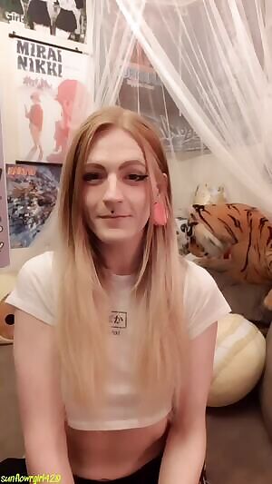 don't u want a slutty girlfriend like me?😈
