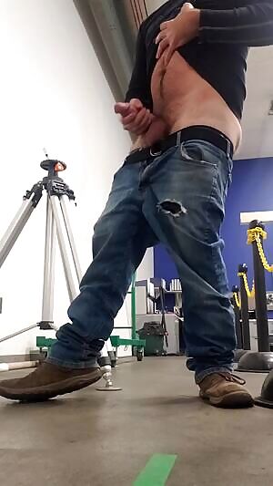 This is why I need an assistant at wotk!!!