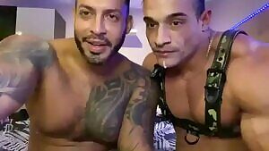 I love being a big macho bodybuilder who swallows nut from big dicks behind closed doors 😈
