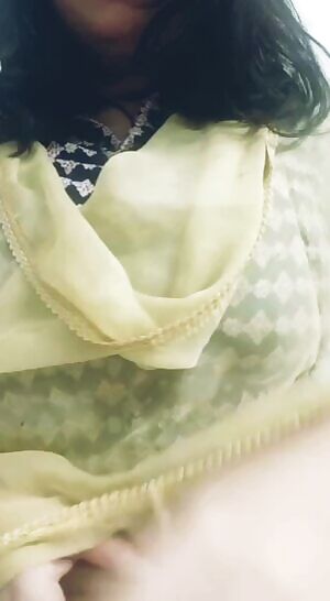 Daddy told me he likes sanskari daughter only 🥰🥺