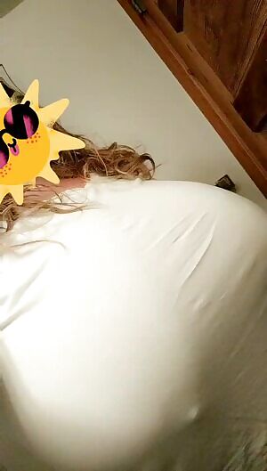 too hot for clothes today!! ☀️☀️