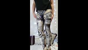 some kick ass leggings i got as a gift!