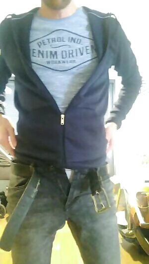 These pants are killing me 😉 38M