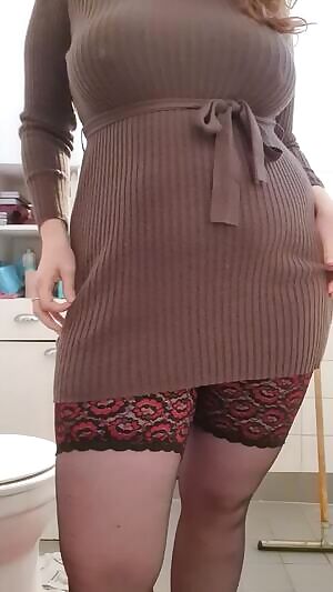 What do you prefer? This or totally naked? 😅