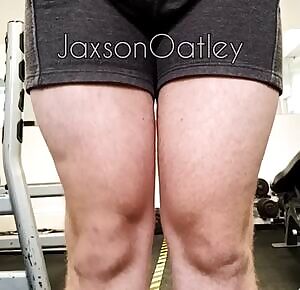 Just pissing about in the gym 😊😊
