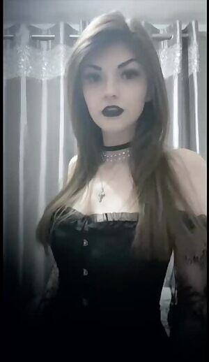 Ever wondered what it would be like to take a vampire home...? Well, now you know. 🦇🕸