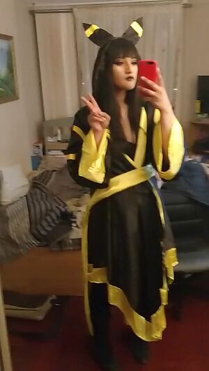 Use your Master Ball on me! 🙄🥰