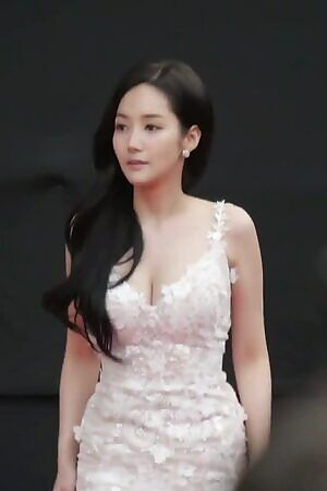 Park Min-young