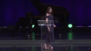 Chelsea Peretti