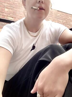 A giant spliff is needed today bb’s 😘