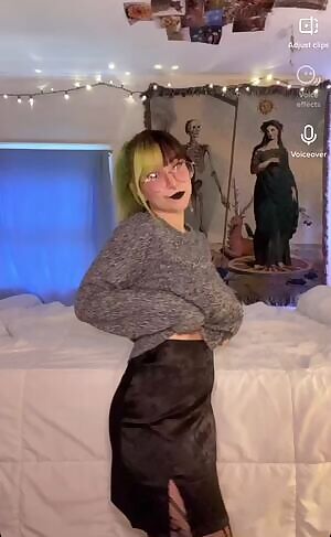Her Free Content in the Comments