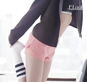 SNSD Sooyoung - Tight Body