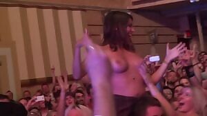 Concert Grab