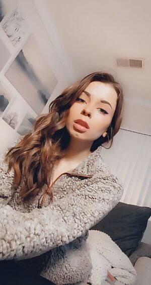 This is how I beg for you 👉👈